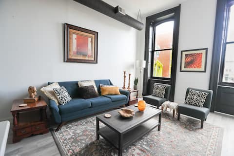 2A Experience Easton in Luxury: