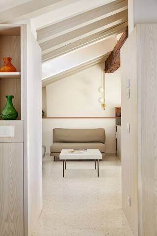 Eleonora gallery image 2