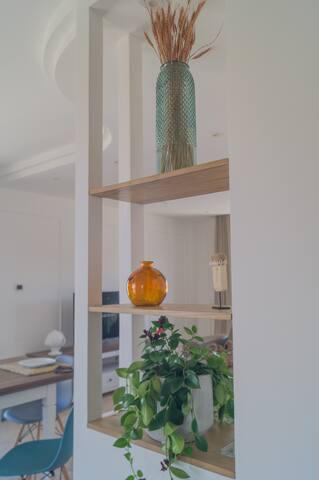 Central spacious apartment 10 min from the beach gallery image 4