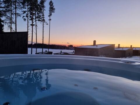 Nes Strandhager, all equipped Cabin with Jacuzzi