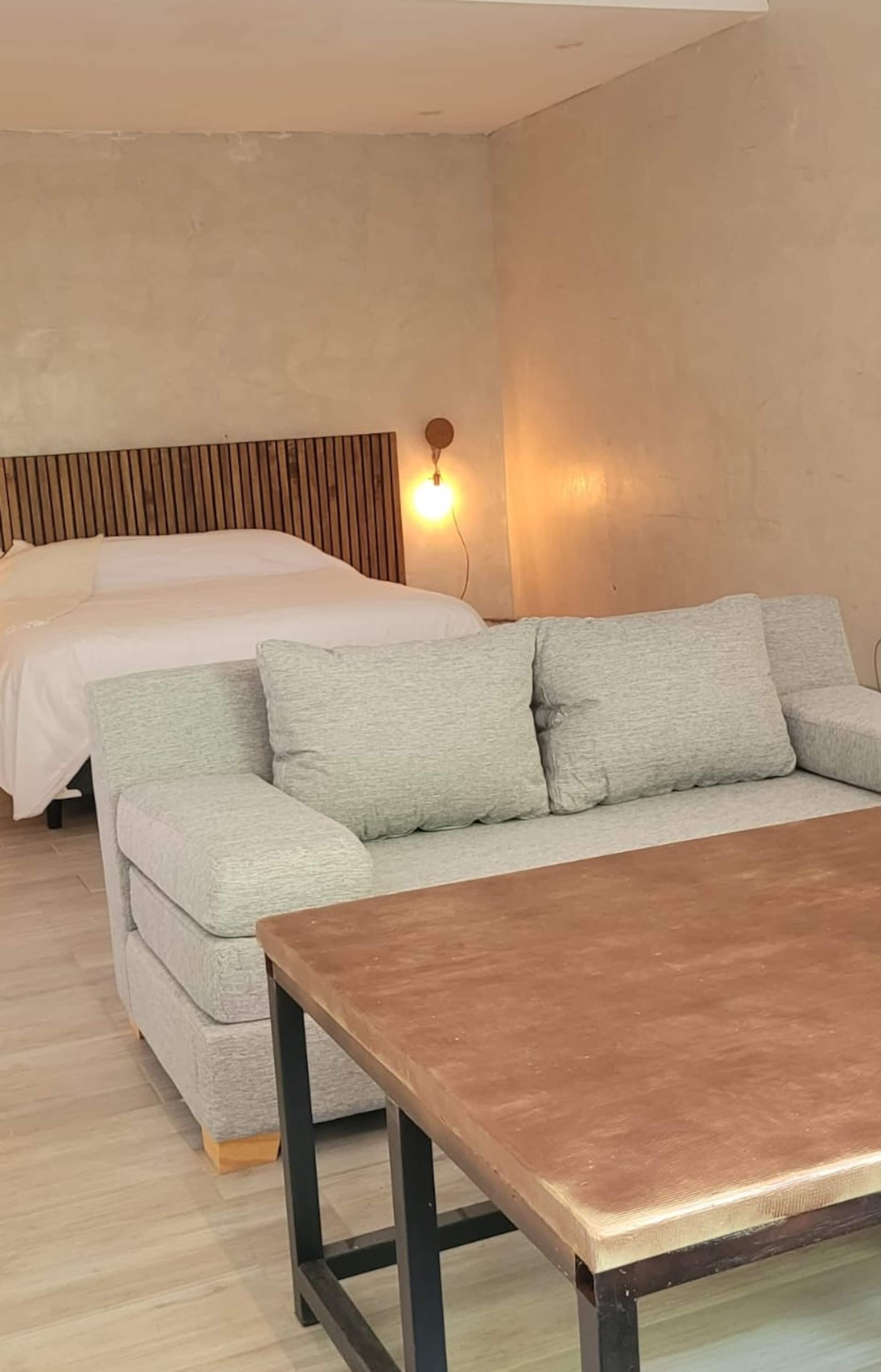 "La Belle San Isidro Lofts" Lavender