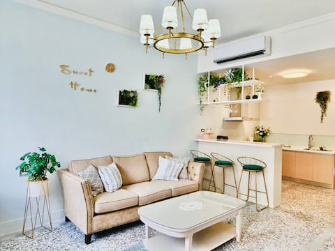 Small courtyard private B&B