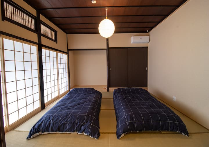 寝室2（畳のお部屋）

6名予約の場合4名様は畳のお部屋ご利用いただけます