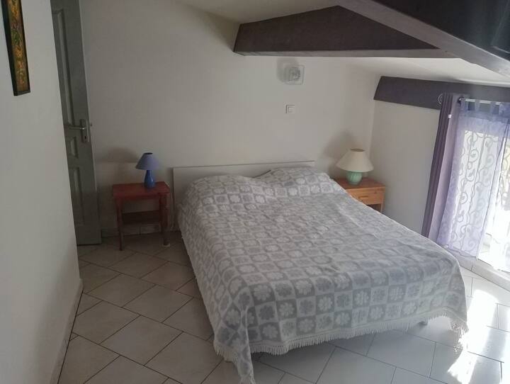 საძინებელი 2