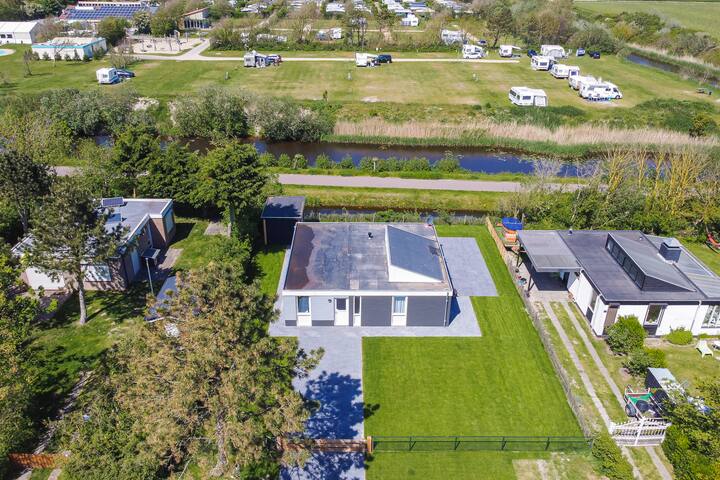 Vrijheid Aan De Kust managed Airbnb listing 2