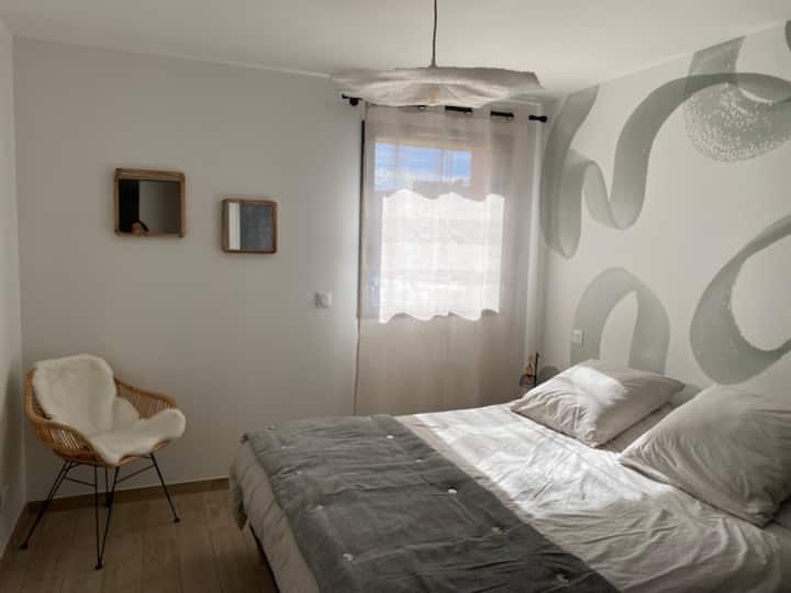 Spálňa so 160 lôžkami.