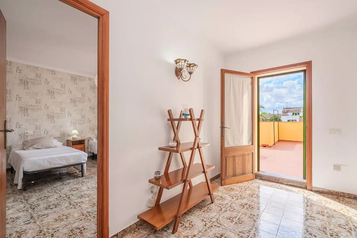 shitës me dalje në verandën e jashtme lart