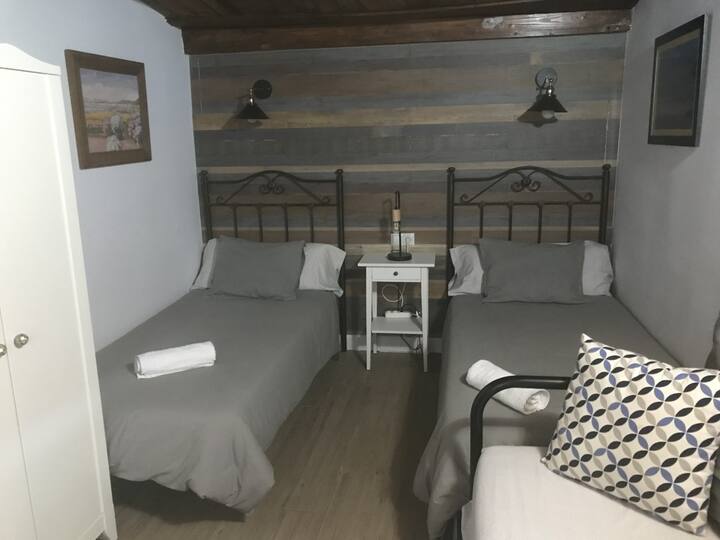 საძინებელი 1