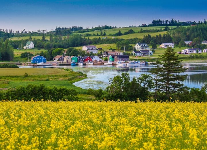 North Shore Canteen Condo Apartments for Rent in French River, Prince