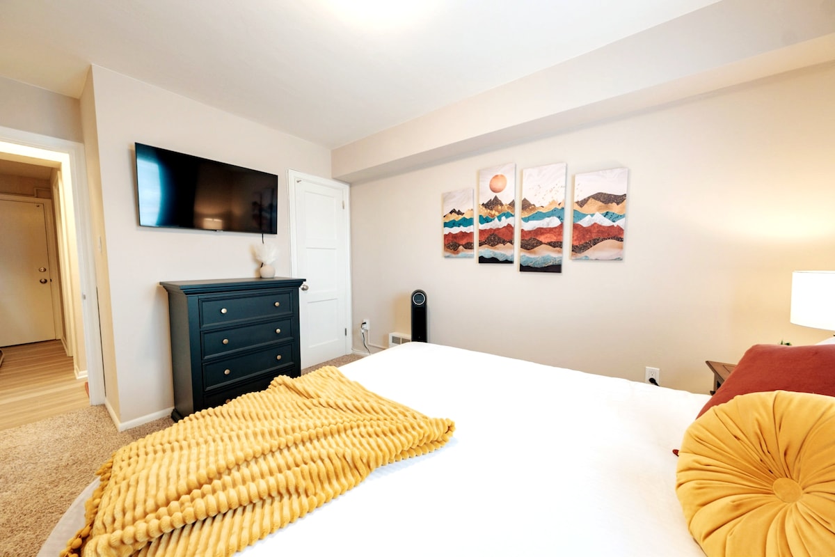 A 43' Samsung Smart TV for streaming all your favorite shows, a remote-controlled tower fan and noise machine are some of the amenities provided for your comfort in the bedroom.