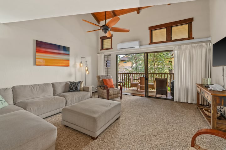 Poʻipū Condo
A/c, Walk To Shops, Dining & Beaches