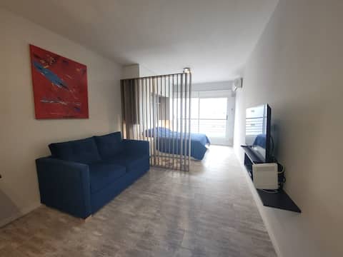 Top Airbnb: A new, bright apartment in Flores