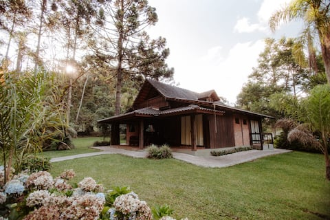 Araucária Espaço Rio Manso Cottage