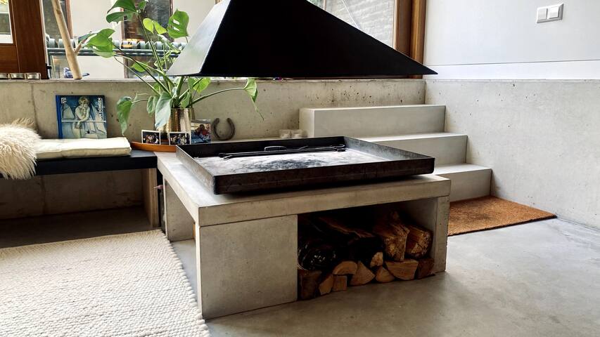 One of a kind, a Piece of art gallery image 4