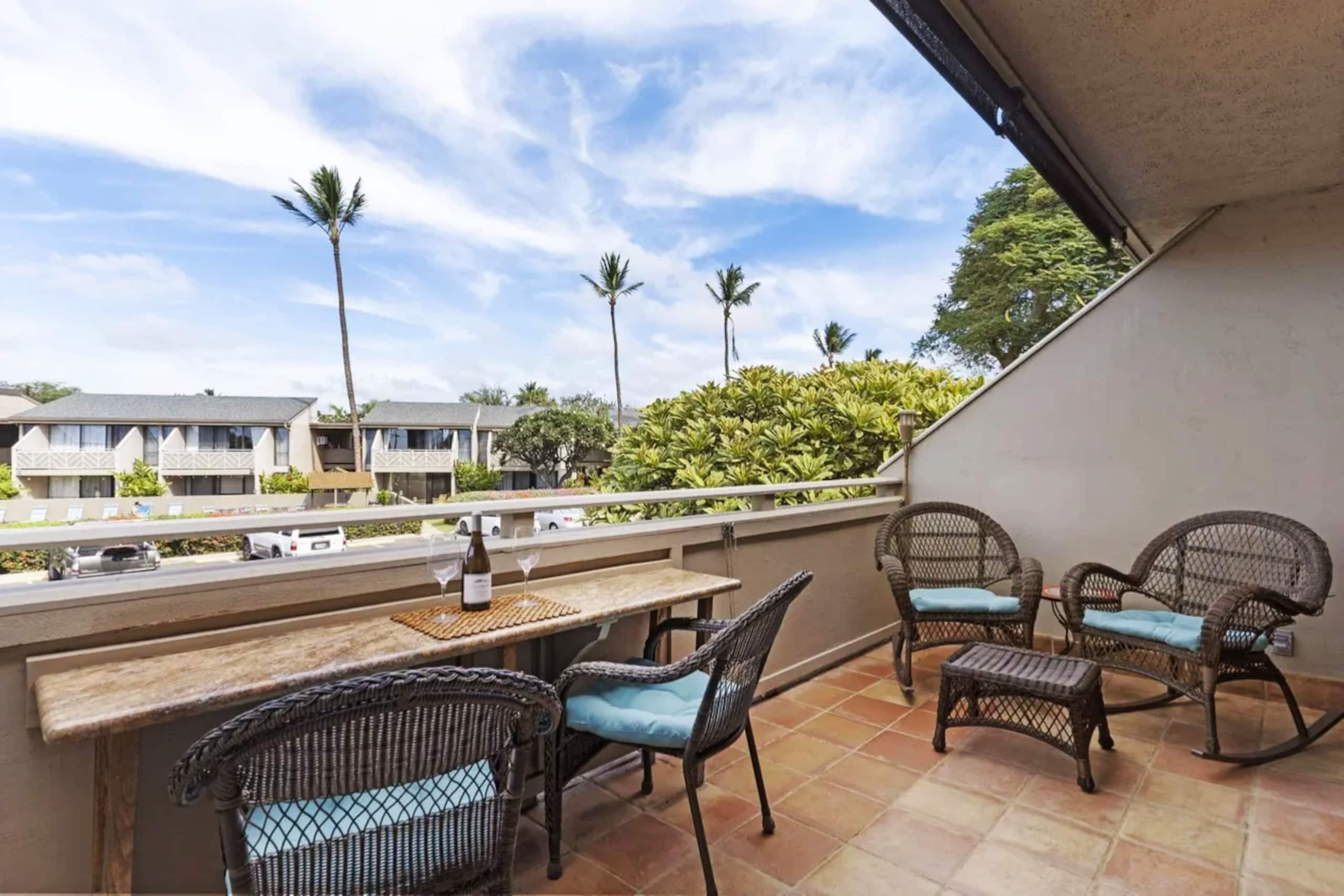 Condo in Kihei · ★4.94 · 2 bedrooms · 4 beds · 1 private bath - Image 9