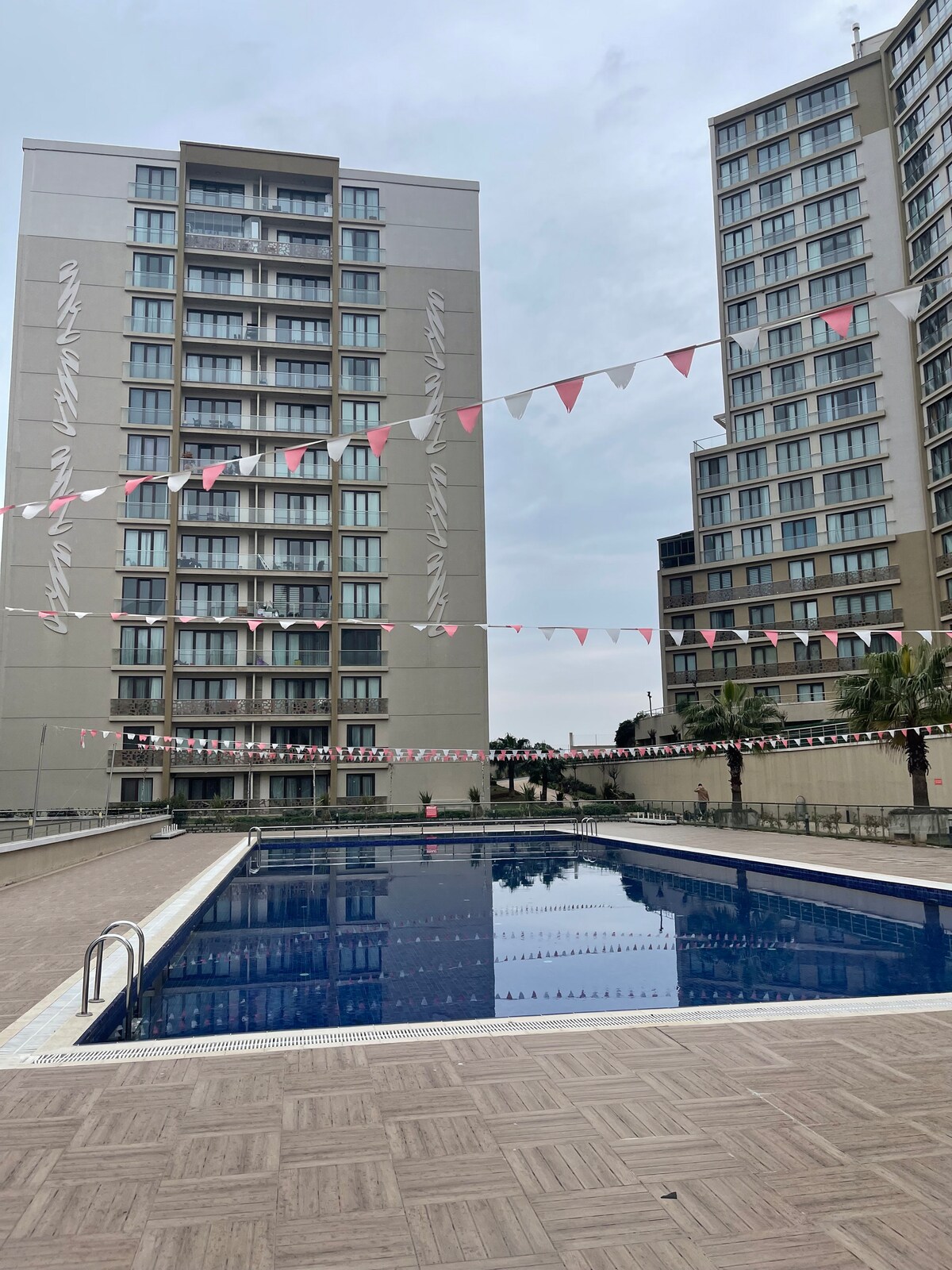 2+1 apartment in site with pool Apartments for Rent in Tuzla