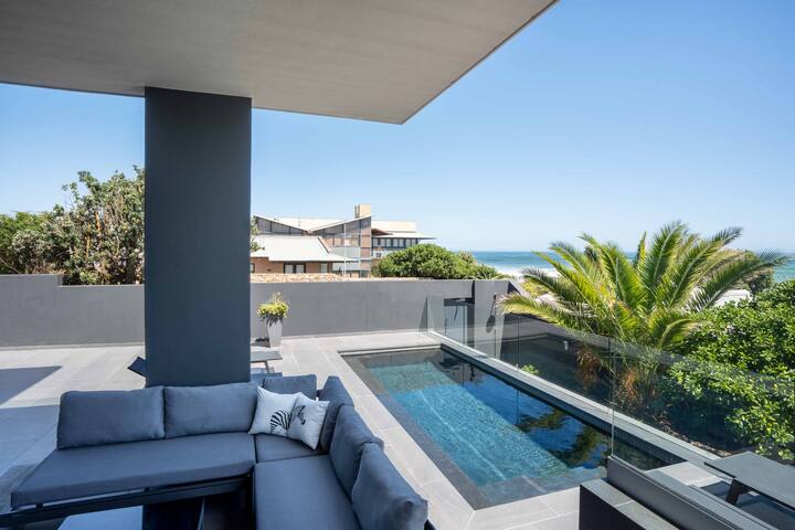 Solstice, a stone’s throw from Long Beach