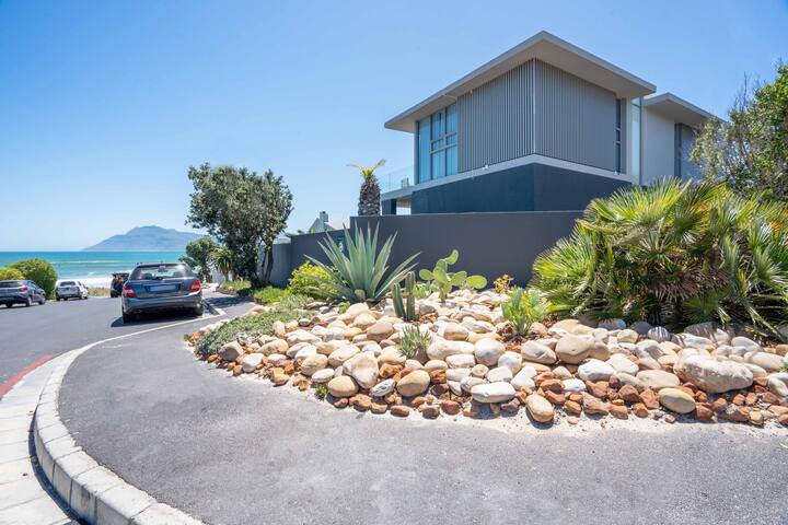 Solstice, a stone’s throw from Long Beach gallery image 3