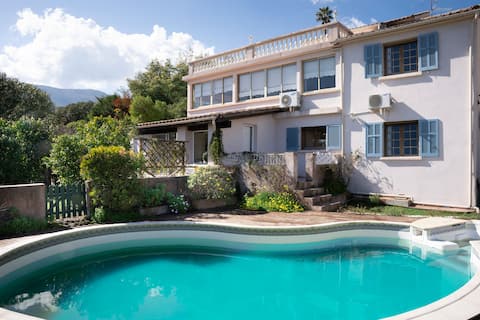 2-bedroom apartment with pool