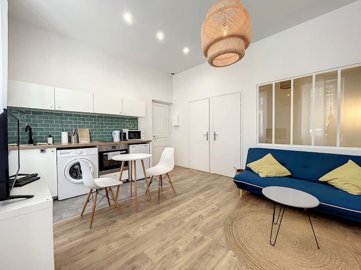 T2, Timone, Hospital, FAC, Velodrome Apartments for Rent in Marseille