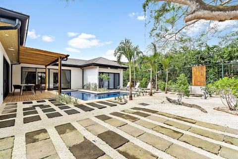 CU27: New Construction 3bdrm Home with Prv Pool