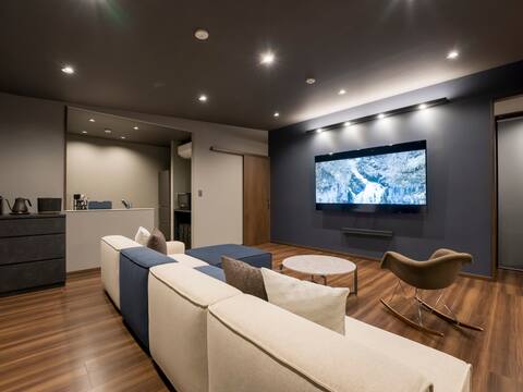 [101/Stylish] 110 ㎡, spacious!All rooms include a Jacuzzi!2LDK Maisonette [10 pax]