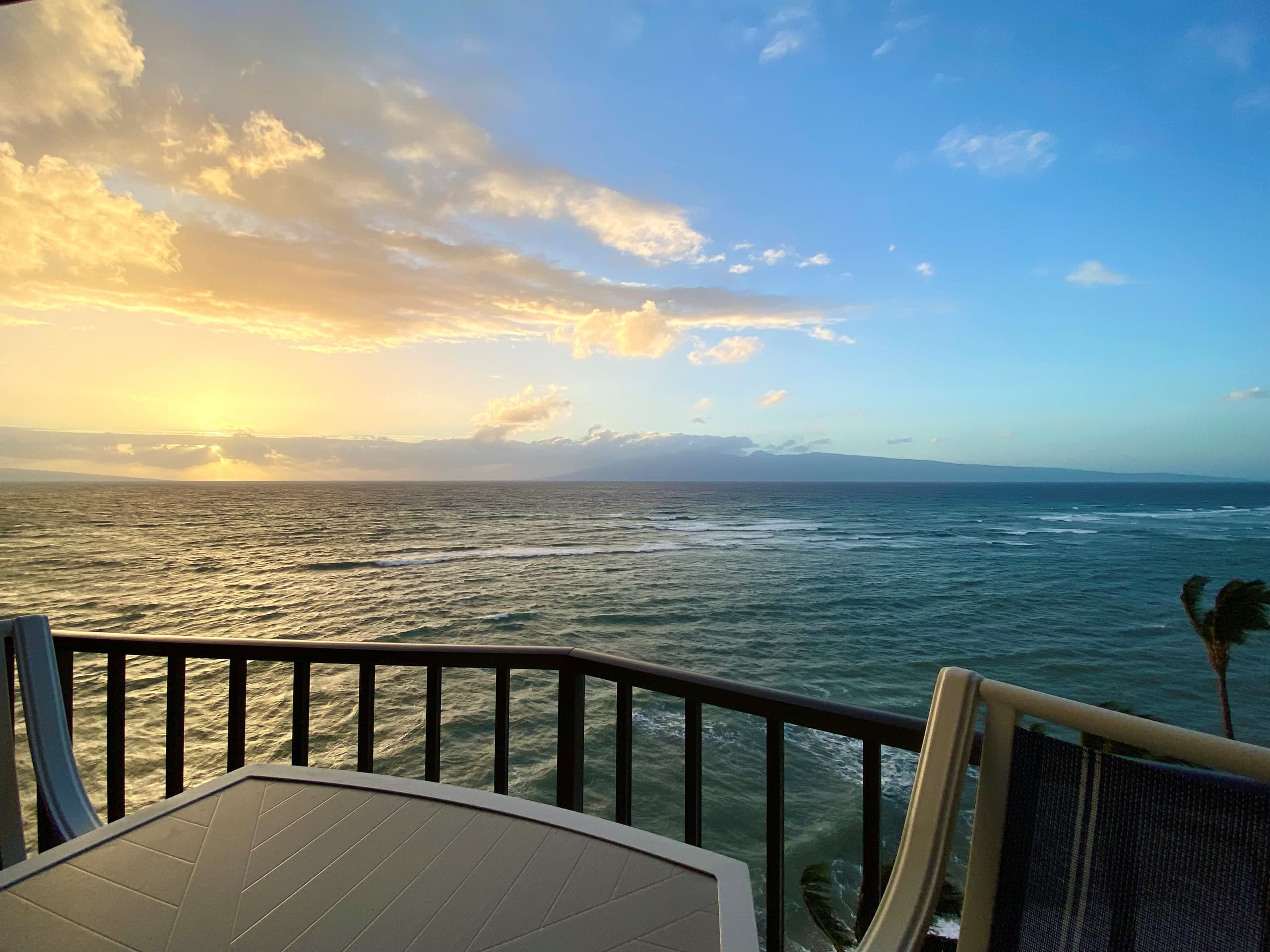 Condo in Lahaina · ★4.88 · 2 bedrooms · 3 beds · 2 shared baths - Image 2