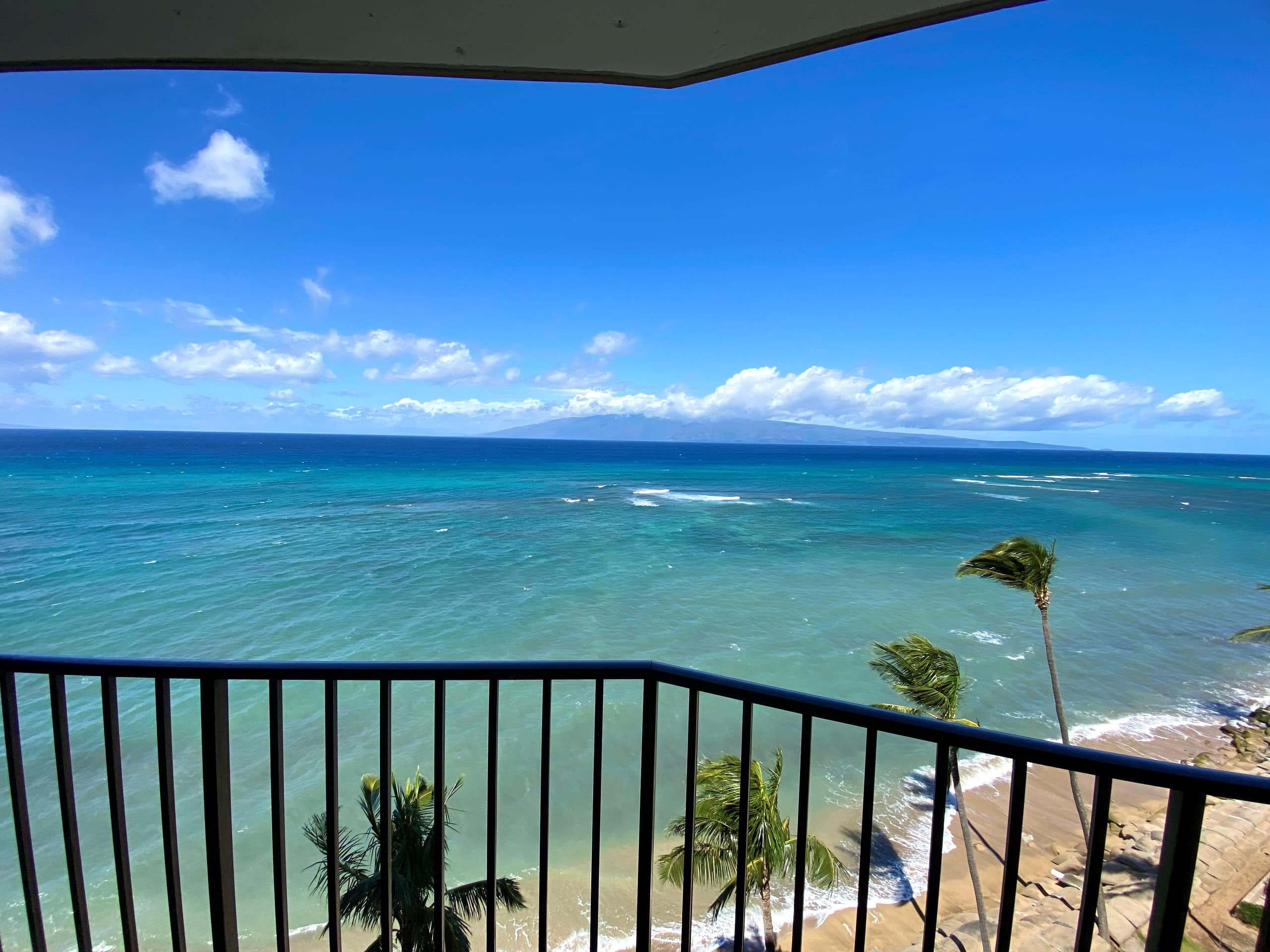 Condo in Lahaina · ★4.88 · 2 bedrooms · 3 beds · 2 shared baths - Image 30