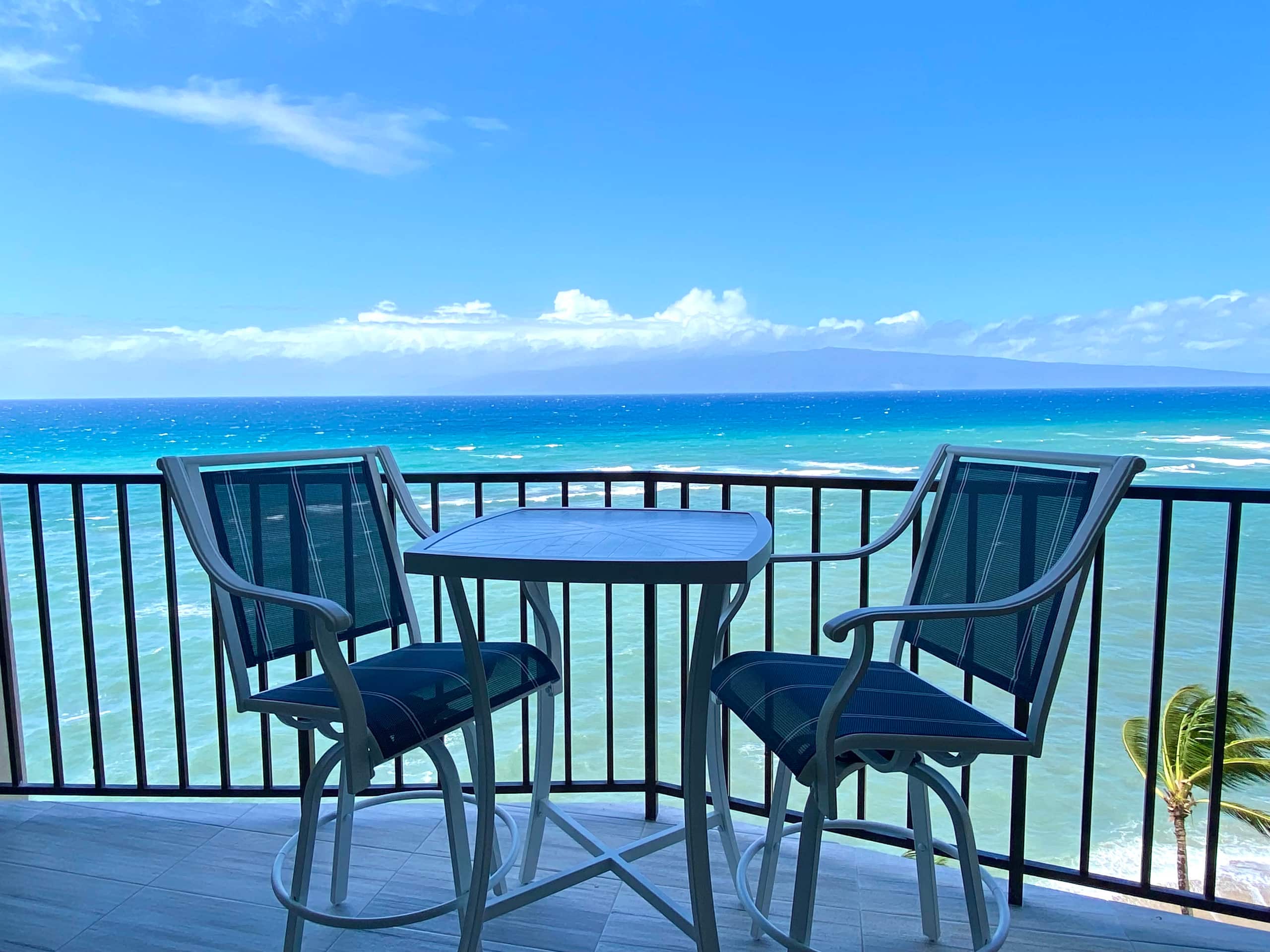 Condo in Lahaina · ★4.88 · 2 bedrooms · 3 beds · 2 shared baths - Image 1