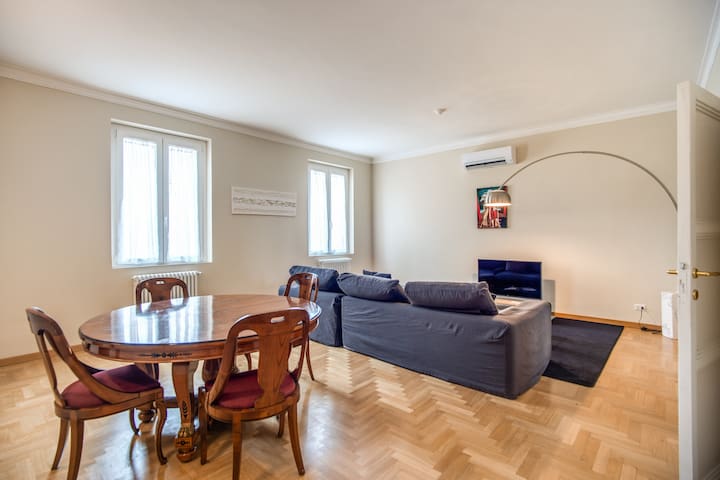 Borgo Vittorio 2 bdr @St Peters