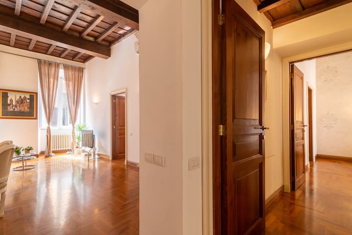 Casa Parlamento, nel centro di Roma