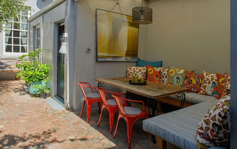 Victorian house in Green Point