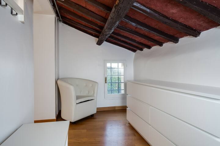 Fontana di Trevi – Cuore di Roma gallery image 5