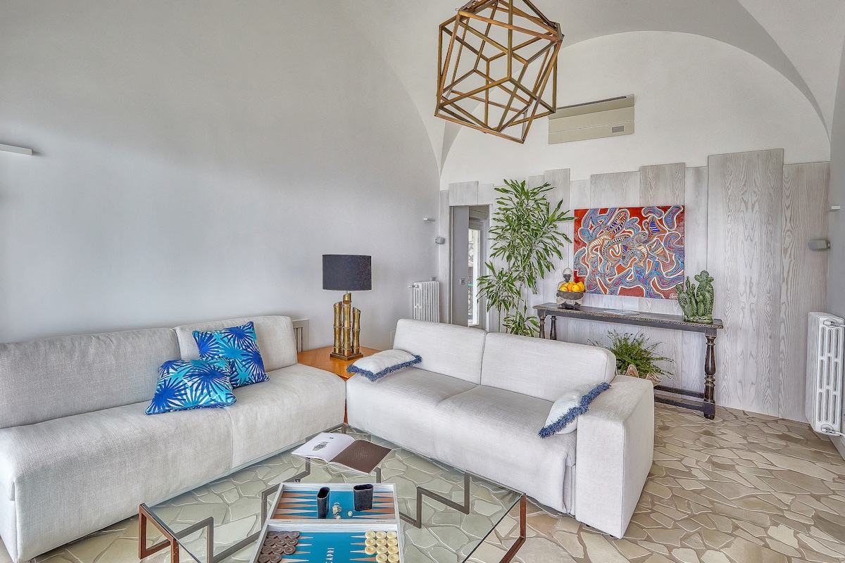 Successful Airbnb property: Villa "LA BAIKA" 1926 in Capri