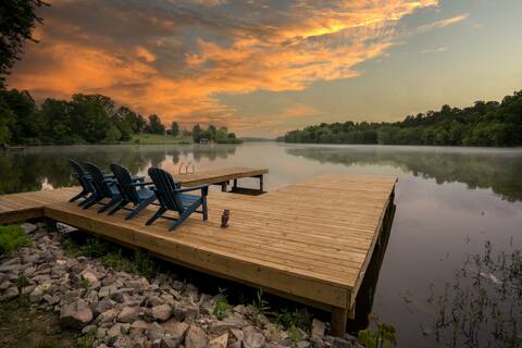 Lakefront 3BR+Loft | Dock | Firepit | Kayaks