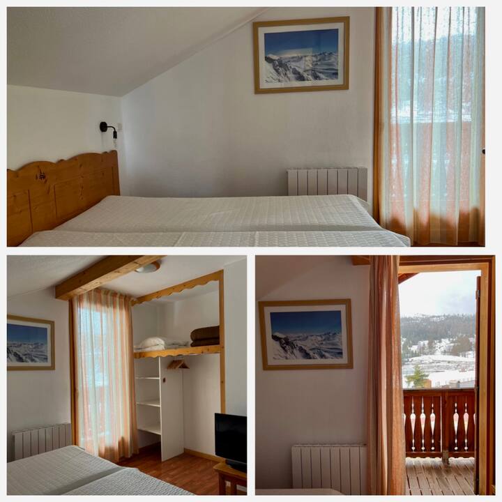 Etage - Chambre 3 : 2 lits simples (90x200) - Les lits ne sont pas bordés par un encadrement 