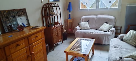 Top performing Airbnb: Seaside cottage in Port Bail Sur Mer