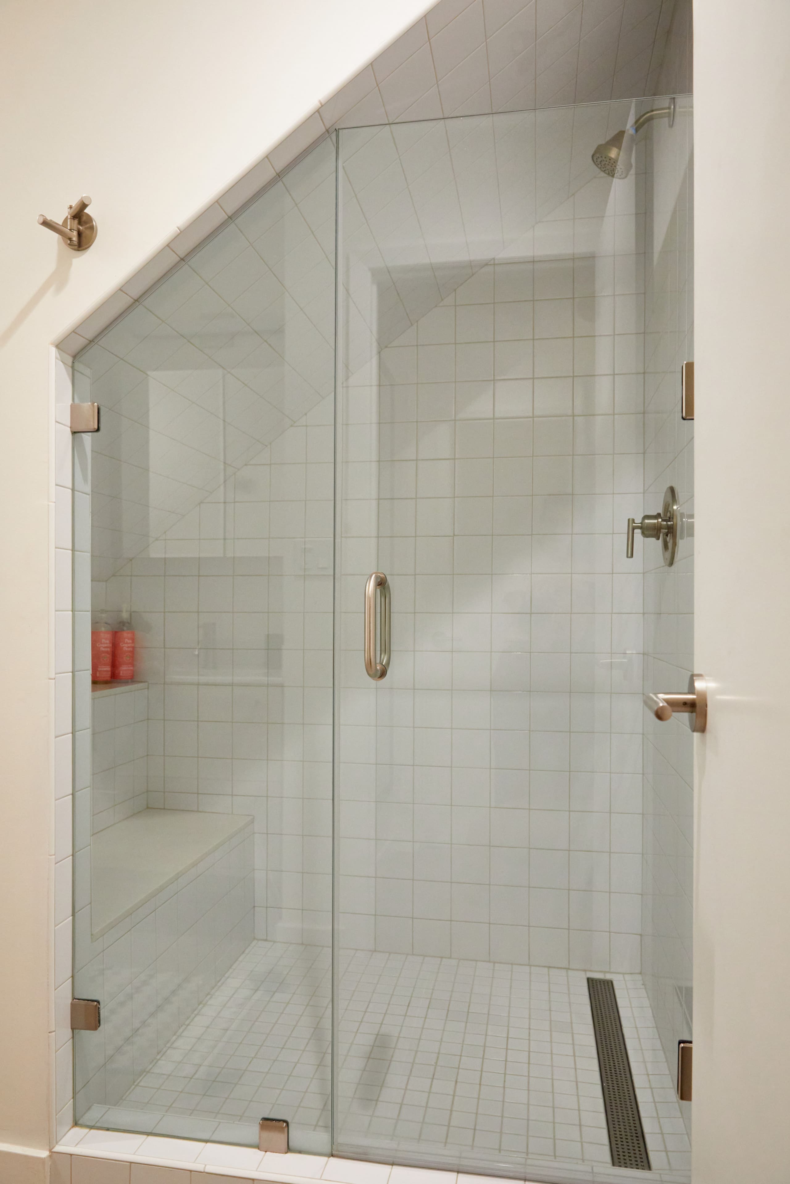 Home in San Francisco · ★4.92 · 1 bedroom · 1 bed · 1 bath - Image 13