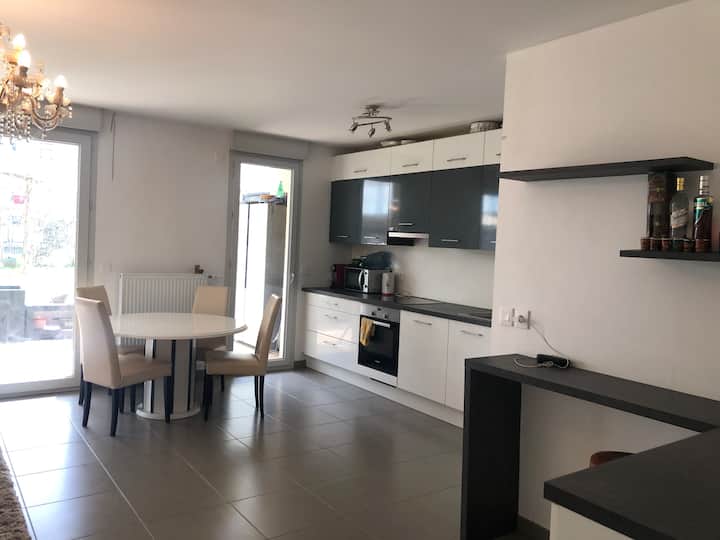 2 room family Apartment Apartments for Rent in FerneyVoltaire