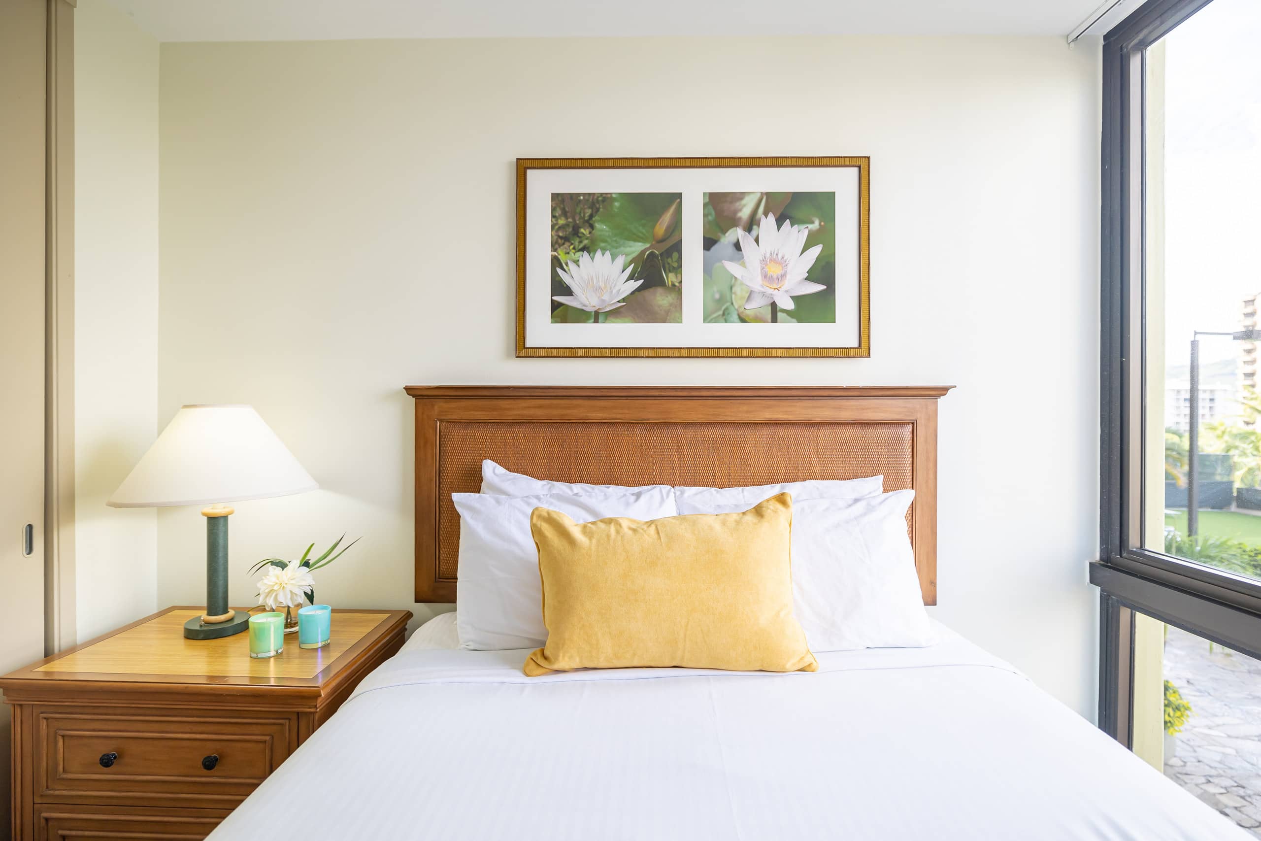 Condo in Honolulu · ★4.71 · 2 bedrooms · 3 beds · 1 private bath - Image 21