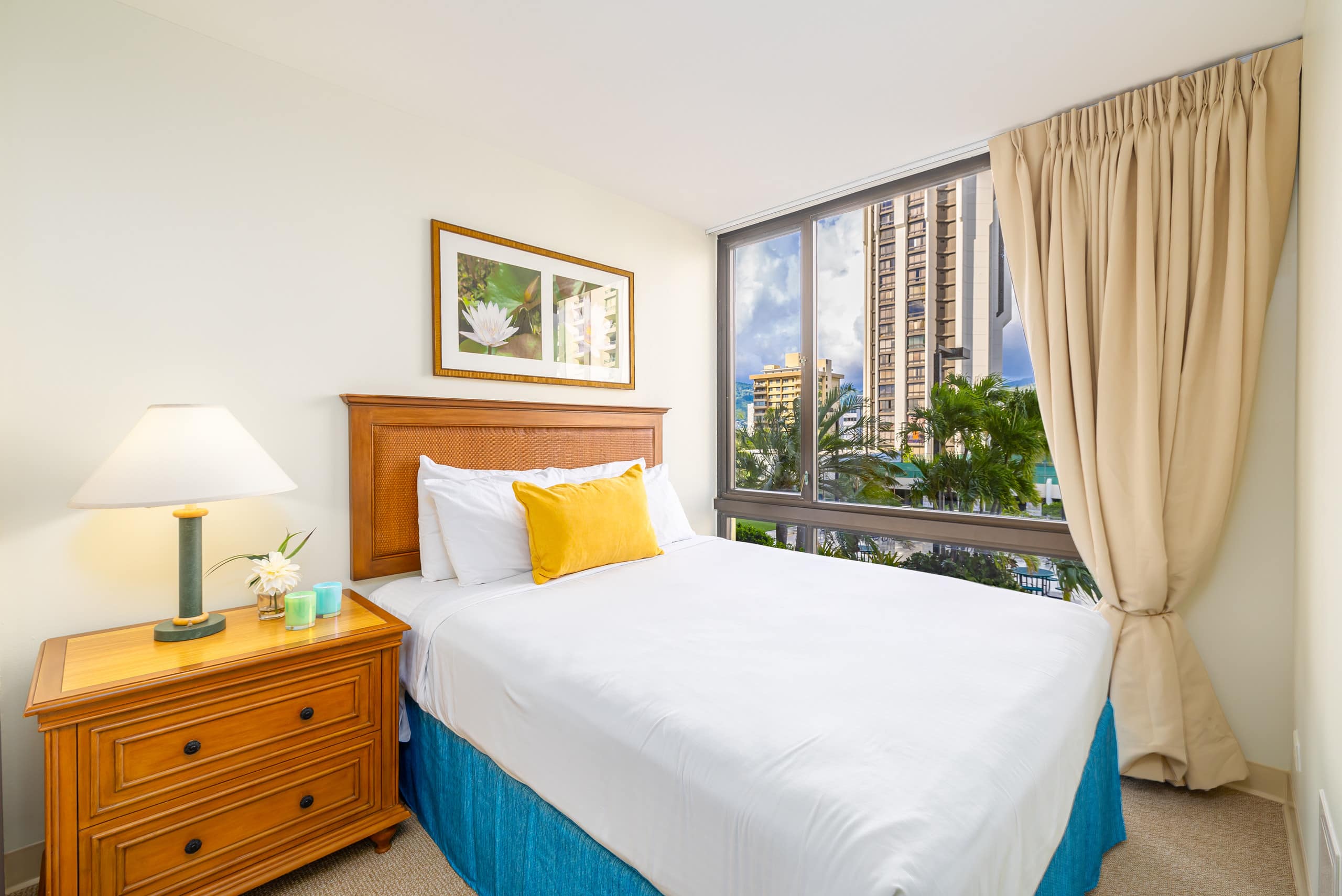 Condo in Honolulu · ★4.71 · 2 bedrooms · 3 beds · 1 private bath - Image 20