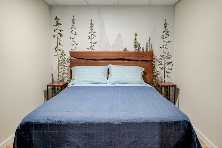 Უფრო დაბალი დონის საწოლი 152 × 203 სმ