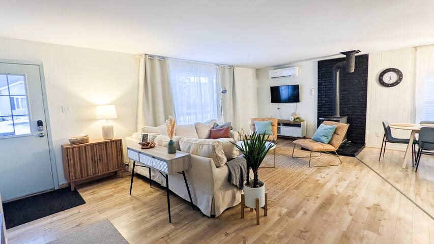 Sea Shanty: Beach Escape with BBQ & Outdoor Shower gallery image 2