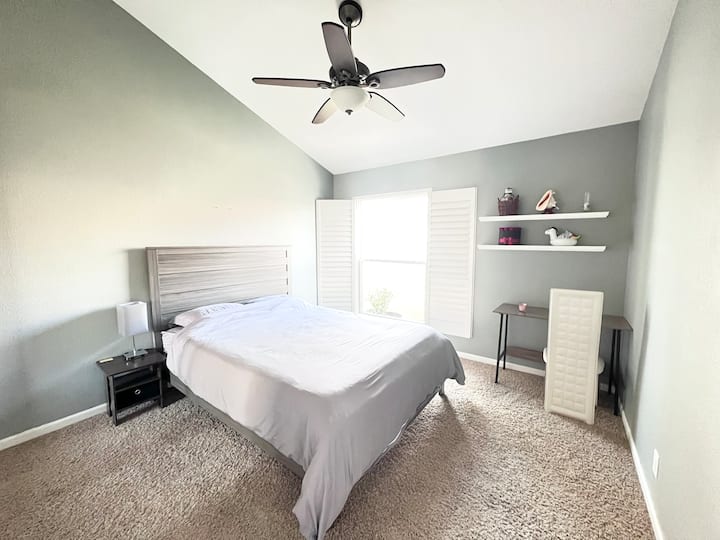 საძინებელი 1