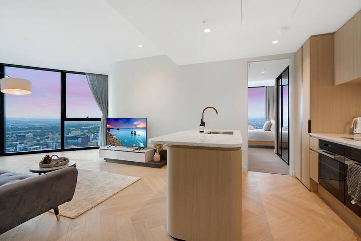 Boutique 3B2B2Carpark-Carlton Garden at Doorstep gallery image 3