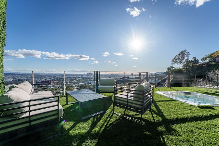 Hollywood stunning amazing vila