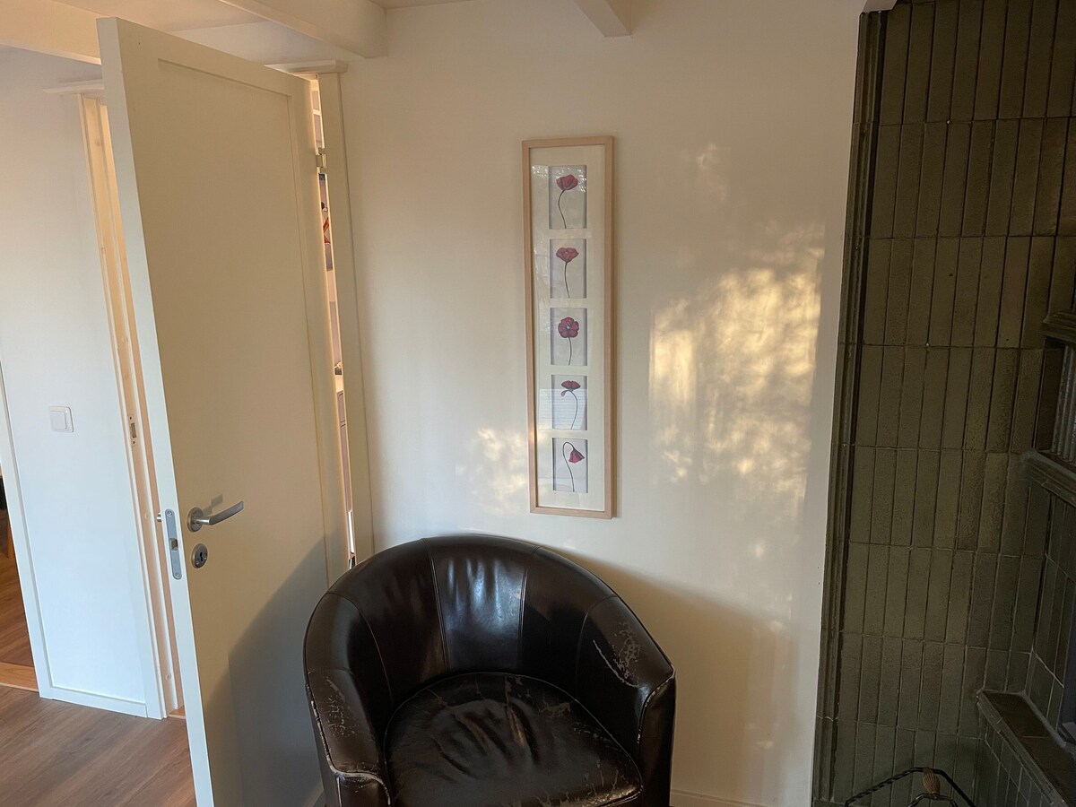 Viti vya mikono kwenye meko ya meko