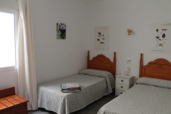 غرفة النوم 1