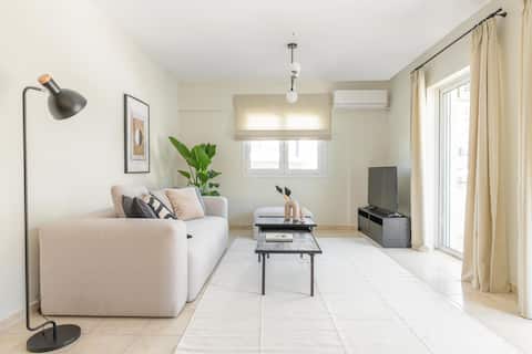 Superior 3BR Apartment in Chalandri