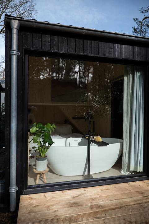 Luxe Vague Tiny House Cabin Wellness Bad Veluwe